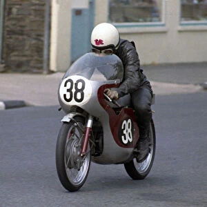 Brian Boyd (Tohatsu) 1970 Ultra Lightweight TT
