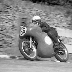 Brian Carr (Norton) 1962 Junior Manx Grand Prix