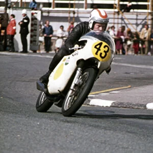 Brian Garratt (Norton) 1973 Senior Manx Grand Prix