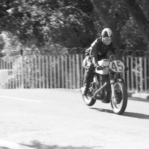 Brian Hunter (Norton) 1961 Senior Manx Grand Prix