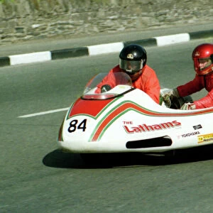 Brian Latham & Kathy Latham (Yamaha) 1984 Sidecar TT