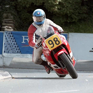 Brian Lavery (Yamaha) 1992 Senior Manx Grand Prix