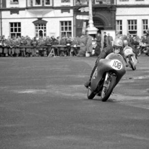 Brian Park (Norton) 1965 Senior Manx Grand Prix