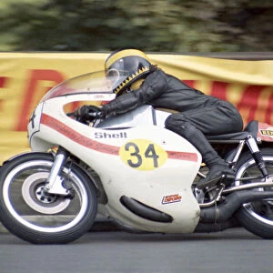 Brian Peters (Vincent Suzuki) 1974 Senior Manx Grand Prix