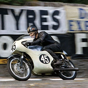 Brian Richards (Honda) 1966 Ultra Lightweight TT