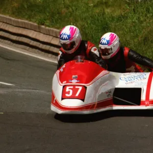 Brian Rostron & Ian Gemmell (Winstanley Yamaha) 1995 Sidecar TT