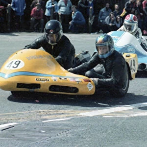 Brian Rostron & Ian Gemmell (Yamaha) 1981 Sidecar TT