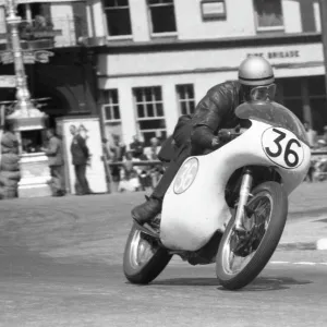 Brian Setchell (Norton) 1960 Junior TT