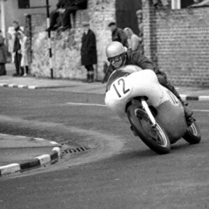 Brian Warburton (Norton) 1965 Senior Manx Grand Prix