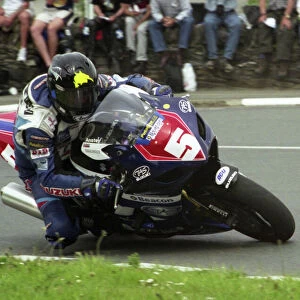 Bruce Anstey at Sulby Bridge; 2004 Production 1000 TT