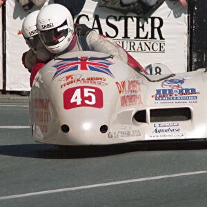 Bryan Pedder & Mark Adams (Shelbourne Honda) 1999 Sidecar TT