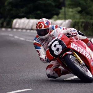 Carl Fogarty (Honda) 1990 Supersport 400 TT