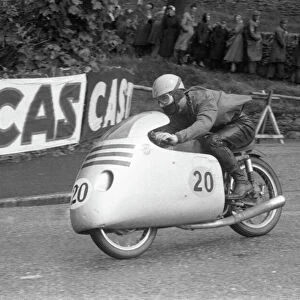 Carlo Ubbiali at Governors Bridge; 1956 Lightweight TT