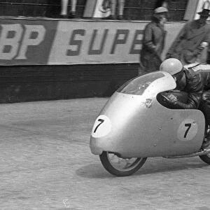 Carlo Ubbiali (MV) 1956 Ultra Lightweight TT