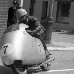 Carlo Ubbiali MV 1956 Ultra Lightweight TT Carlo Ubbiali MV 1956 Ultra Lightweight TT