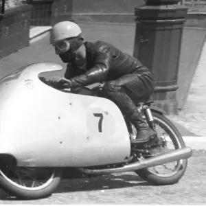 Carlo Ubbiali MV 1956 Ultra Lightweight TT Carlo Ubbiali MV 1956 Ultra Lightweight TT