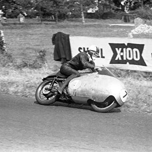 Cecil Sandford (Guzzi) 1955 Lightweight Ulster Grand Prix