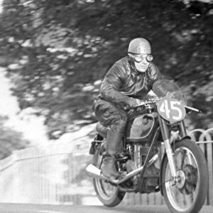 Charlie Gray (AJS) 1950 Senior TT