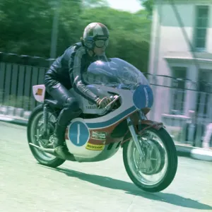 Chas Mortimer (Yamaha) 1972 Junior TT Chas Mortimer (Yamaha) 1972 Junior TT