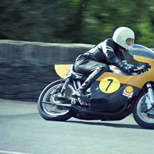 Chas Weild (Yamaha) 1974 Senior Manx Grand Prix