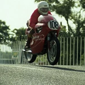Chris Bacon (Suzuki) 1983 Lightweight Classic Manx Grand Prix