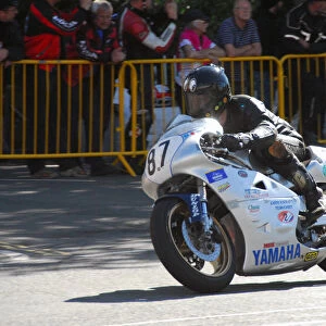 Chris Barratt (Yamaha) 2014 Formula Two Classic TT