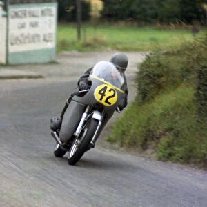 Chris Bond (Triumph Metisse) 1968 Senior Manx Grand Prix