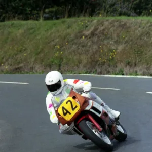 Chris Downes (Yamaha) 1990 Senior Manx Grand Prix