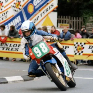 Chris Faulkner (Yamaha) 1989 Supersport 400 TT