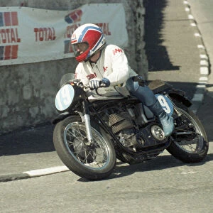 Chris McGahan (Norton) 1989 Junior Classic TT