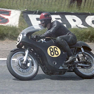 Chris Neve (Matchless) 1967 Senior TT