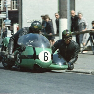 Chris Vincent & Fred Holden (BSA) 1967 Sidecar TT