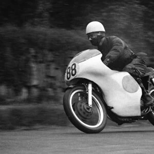 Chris Williams (Norton) 1962 Senior Manx Grand Prix