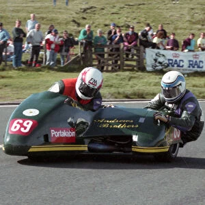Christopher Andrews & Malcolm Andrews (Windle Yamaha) 1993 Sidecar TT