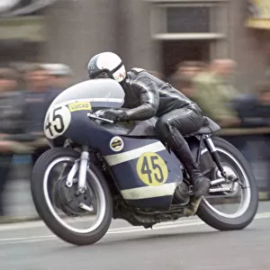 Clive Brown (Norton) 1971 Senior TT
