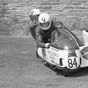 Colin Jacobs & Phil Spendlove (BSA) 1975 1000 Sidecar TT