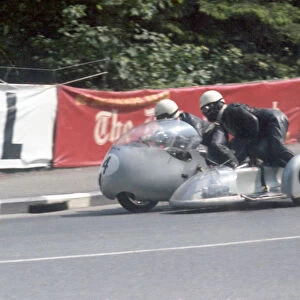 Colin Seeley & Ray Lindsay (BMW) 1967 Sidecar TT