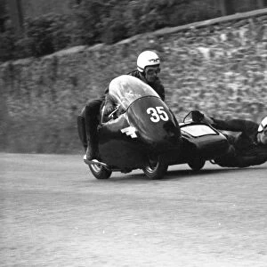 Colin Seeley & Wally Rawlings (Matchless) 1961 Sidecar TT