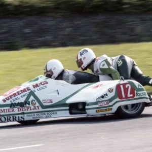 1992 Sidecar TT Print: Craig Hallam & Mike Wynn (Windle Yamaha) 1992 Sidecar TT Print: Craig Hallam & Mike Wynn (Windle Yamaha)