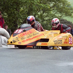 Bill Crook & Ian Gemmell (Jacobs) 2000 Sidecar TT