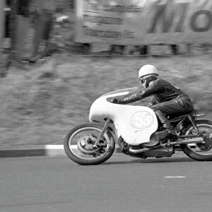 Cyril Howard (Guzzi) 1963 Junior Manx Grand Prix