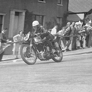 D A Gadd on Bray Hill: 1951 Senior Clubman TT