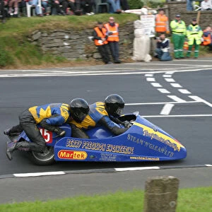 Dan Clark & Nigel Mayers (Heys Honda) 2005 Sidecar TT