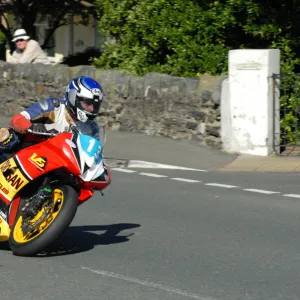 Dan Sayle (Yamaha) 2010 Junior Manx Grand Prix