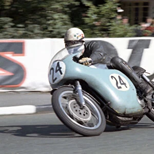 Dan Shorey (Norton) 1966 Senior TT