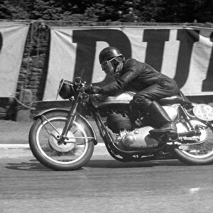 Dan Thomson (BSA) 1956 Clubman Junior TT