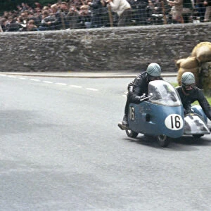 Dave Ajax & M D Caley (Norton) 1965 Sidecar TT