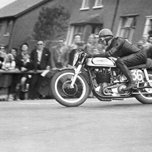 Dave Bennett (Norton) 1952 Senior TT
