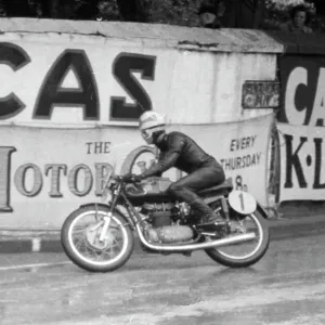 Dave Chadwick MV 1956 Lightweight TT Dave Chadwick MV 1956 Lightweight TT