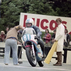 Dave Danks (Capper Yamaha) 1975 Junior TT